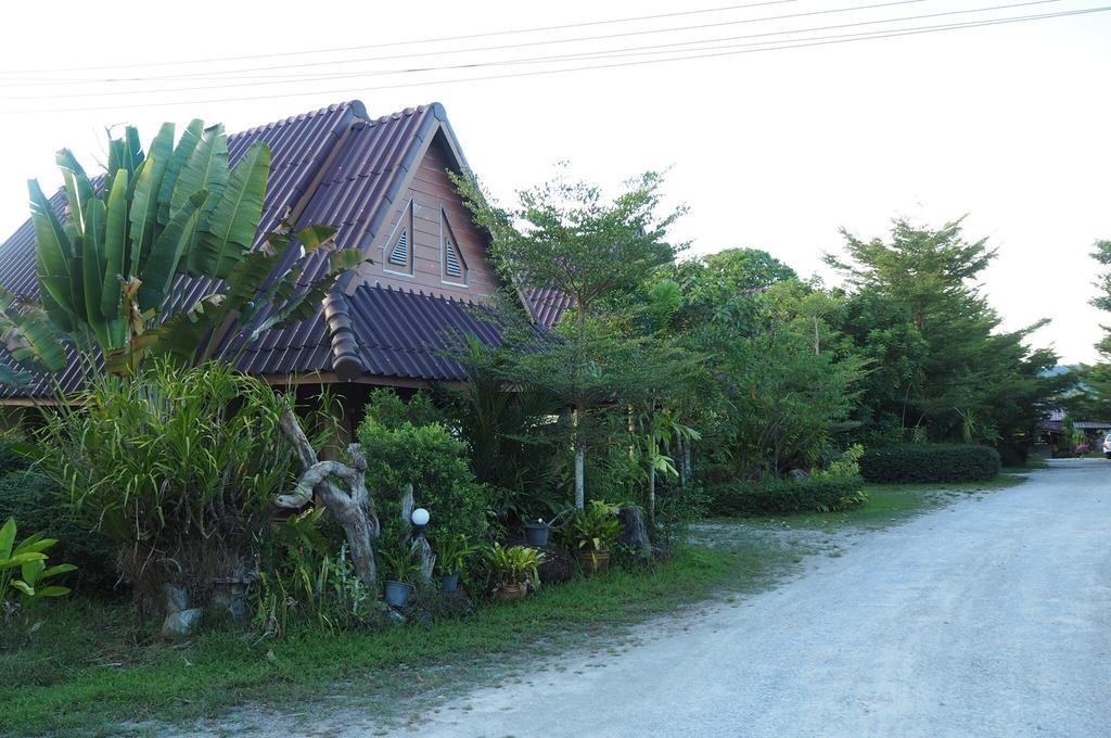 Daranee Resort Ranong Exterior photo