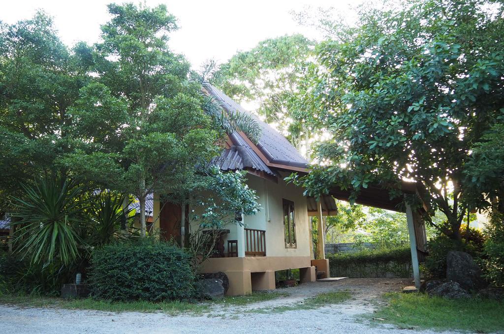 Daranee Resort Ranong Exterior photo
